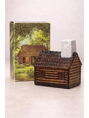 Avon 1970s Homestead Decanter Wild Country After Shave Bottle With Box, 4x3”